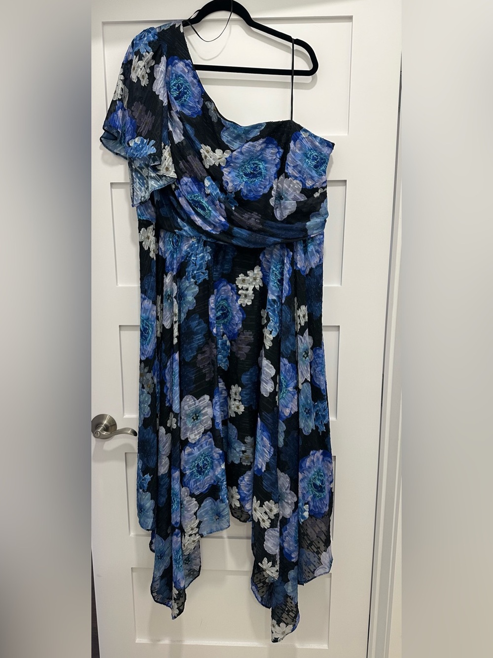 Nightway one- shoulder dress